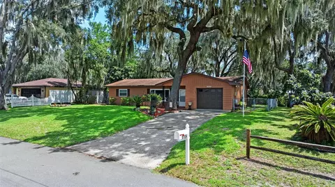 9104 E Aqua Vista Dr, Inverness, FL 34450