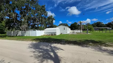36545 Sunshine Rd, Zephyrhills, FL 33541