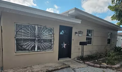 4730 30th Ave N, Saint Petersburg, FL 33713