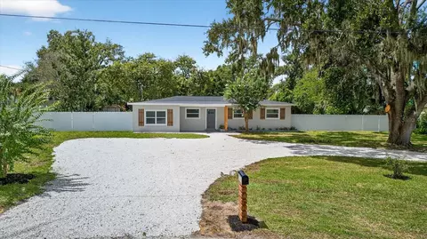 1810 Alcorn Rd, Valrico, FL 33596