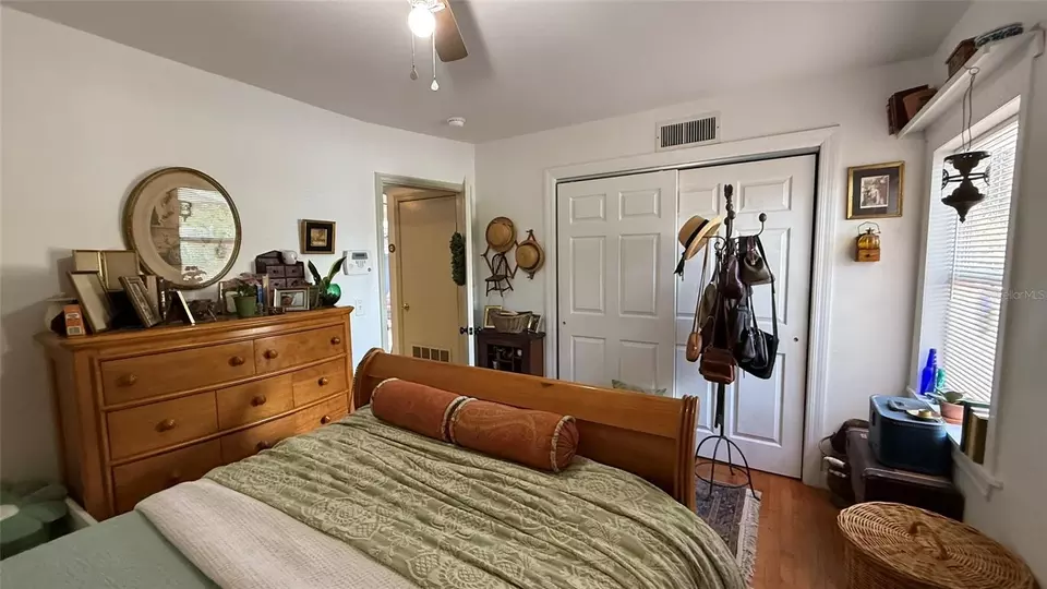 Bedroom - 5804 10th St, Zephyrhills, FL 33542 photo 2 of 4