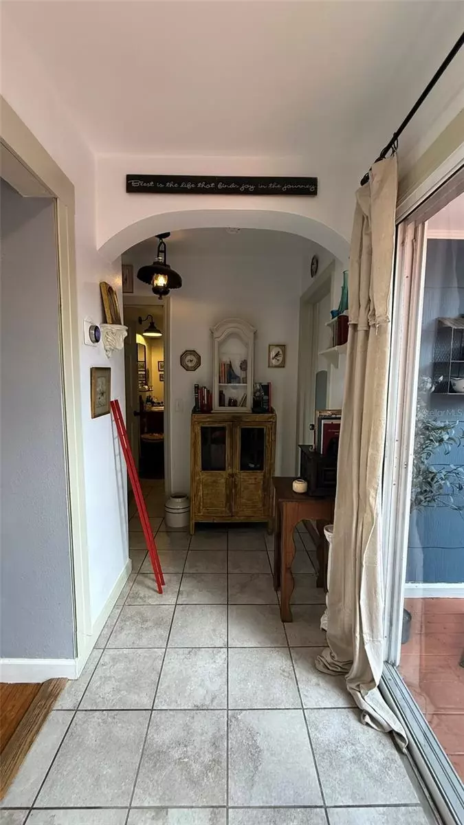 Entry Way - 5804 10th St, Zephyrhills, FL 33542 photo 1 of 3