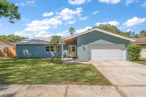 12445 104th Ave, Seminole, FL 33778