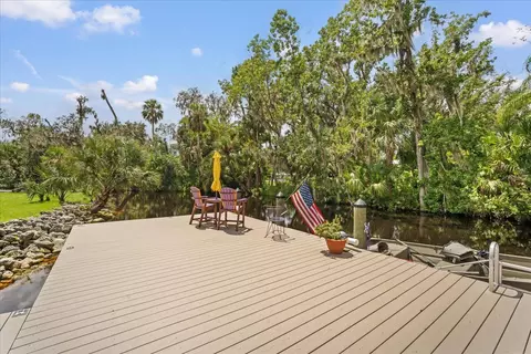 Exterior - 8317 Alafia Pointe Dr, Riverview, FL 33578 photo 11 of 11