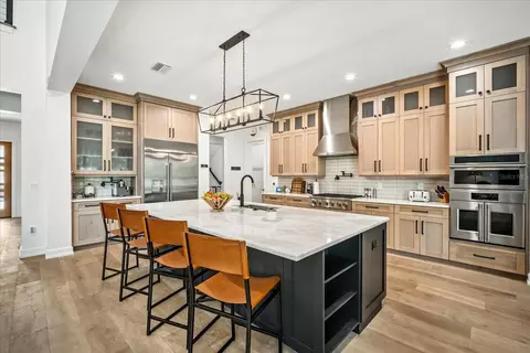 Kitchen - 8317 Alafia Pointe Dr, Riverview, FL 33578 photo 2 of 6