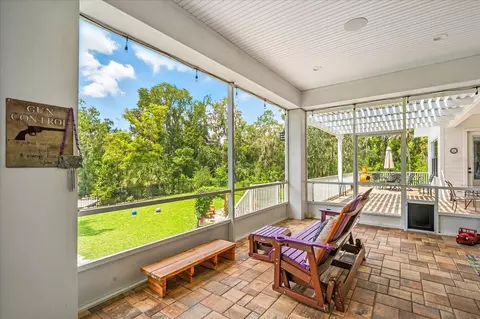 Exterior - 8317 Alafia Pointe Dr, Riverview, FL 33578 photo 6 of 11