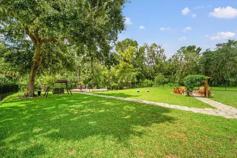 Exterior - 8317 Alafia Pointe Dr, Riverview, FL 33578 photo 3 of 11