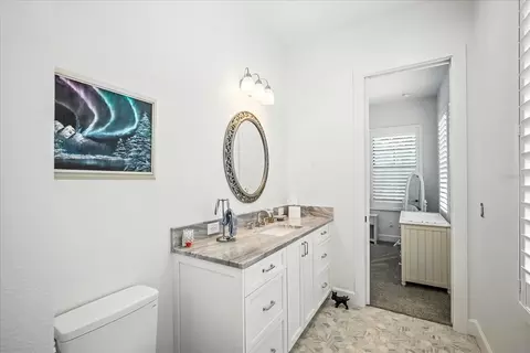Bath - 8317 Alafia Pointe Dr, Riverview, FL 33578 photo 4 of 5