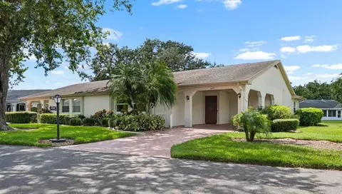 2109 Harleston Pl #2109, Sun City Center, FL 33573