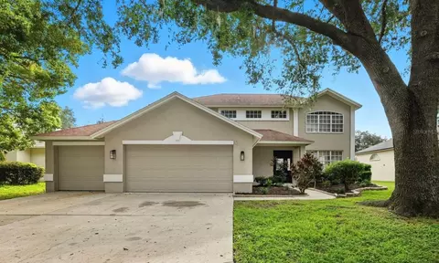 3512 Autumn Glen Dr, Valrico, FL 33596
