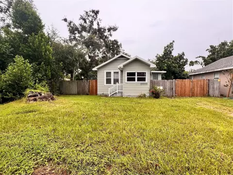 3715 14th St N, Saint Petersburg, FL 33704