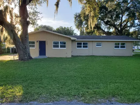10688 103rd St, Largo, FL 33773