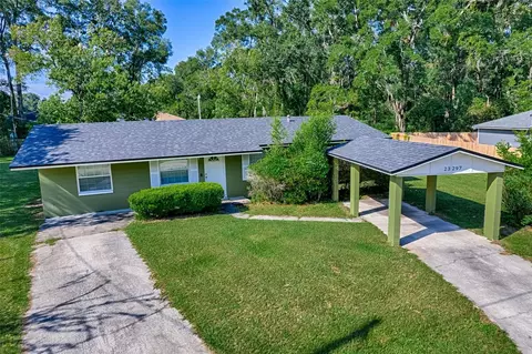 23297 NW 178th Pl, High Springs, FL 32643