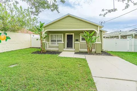 2105 W Carmen St, Tampa, FL 33606