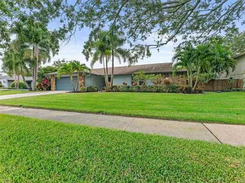 2857 Weathersfield Ct, Clearwater, FL 33761