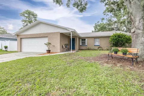629 Huntington St, Brandon, FL 33511