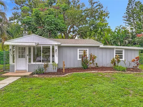 7902 49th Ave N, Saint Petersburg, FL 33709