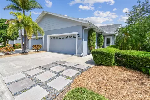 13636 Lake Point Dr S, Clearwater, FL 33762