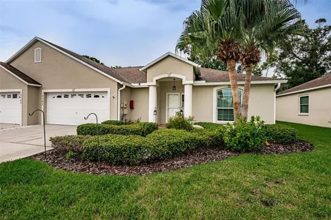 10562 Alvarado Ct, Seminole, FL 33772