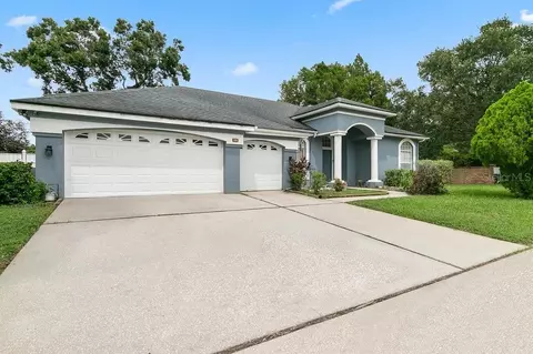 6318 N Queensway Dr, Temple Terrace, FL 33617