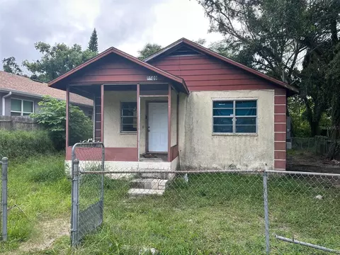 8609 N 14th St, Tampa, FL 33604