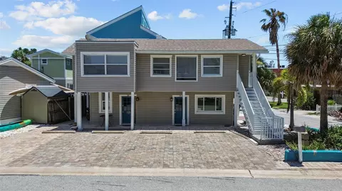 205 Bay Plz, Treasure Island, FL 33706