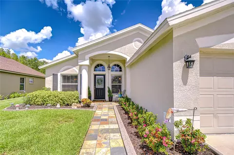 30739 Tremont Dr, Wesley Chapel, FL 33543