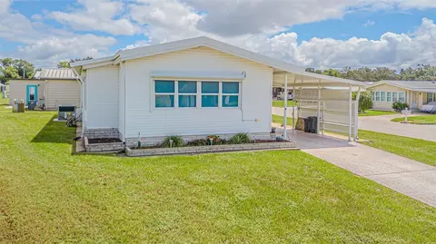 4840 Costa Dr, Zephyrhills, FL 33541