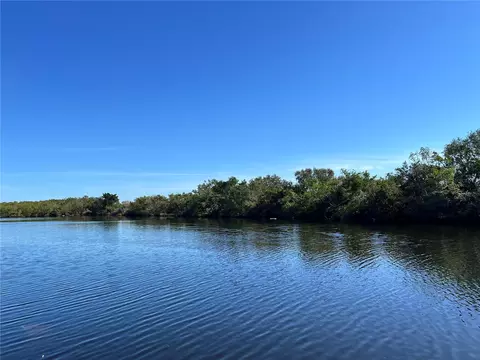 556 Mount Oak Ave NE #738, Saint Petersburg, FL 33702