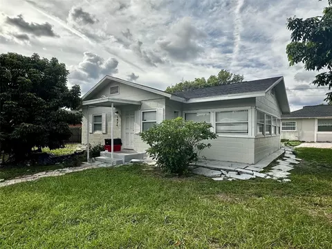 1426 E Holland Ave, Tampa, FL 33612