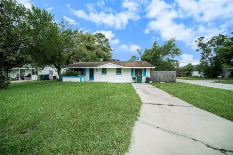 2620 E Liberty St, Tampa, FL 33612