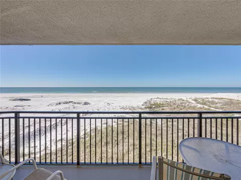 4000 Gulf Blvd #302, Saint Petersburg, FL 33706