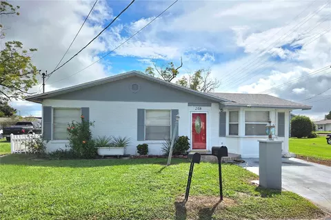 208 SW 3rd Ave, Mulberry, FL 33860