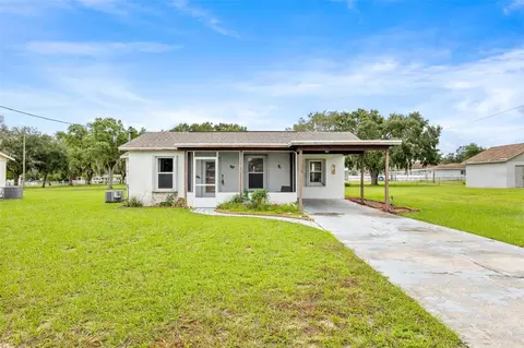 152 N 6th St, Eagle Lake, FL 33839