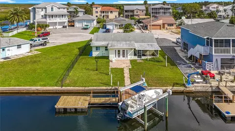 7302 Hatteras Dr, Hudson, FL 34667