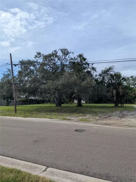 731 36th Ave S, Saint Petersburg, FL 33705