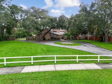 1948 Belleair Rd, Clearwater, FL 33764