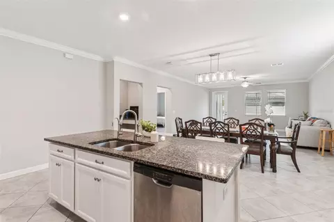 Kitchen - 24928 Lambrusco Loop, Lutz, FL 33559 photo 7 of 13