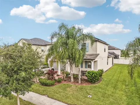 Exterior - 24928 Lambrusco Loop, Lutz, FL 33559 photo 11 of 13