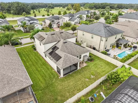 View/Area - 24928 Lambrusco Loop, Lutz, FL 33559 photo 6 of 7
