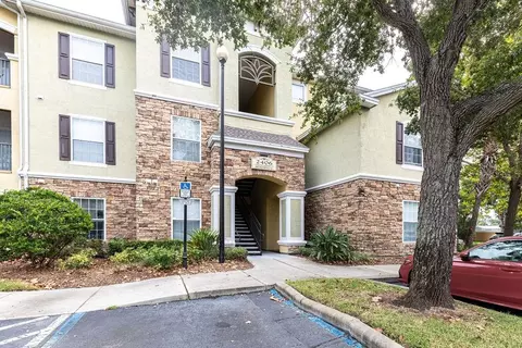 2406 Courtney Meadows Ct #303, Tampa, FL 33619