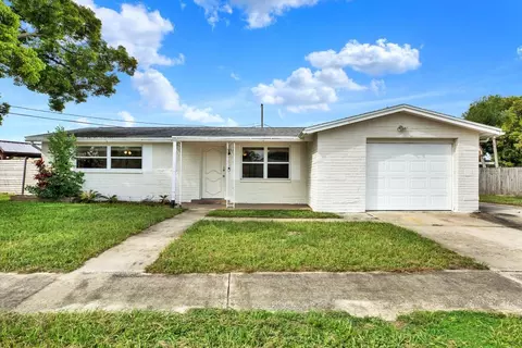 1313 Chancellor Dr, Holiday, FL 34690