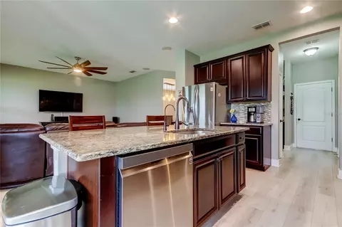 Kitchen - 12307 Juniper Field Ct, Riverview, FL 33579 photo 10 of 10