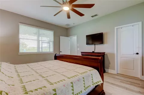 Bedroom - 12307 Juniper Field Ct, Riverview, FL 33579 photo 6 of 7