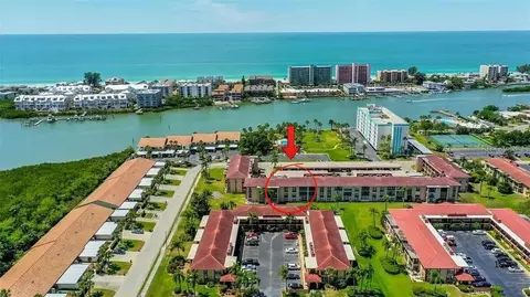 10215 Regal Dr #14, Largo, FL 33774