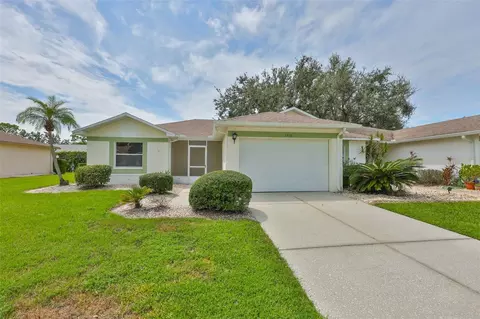 1910 Grand Cypress Ln, Sun City Center, FL 33573