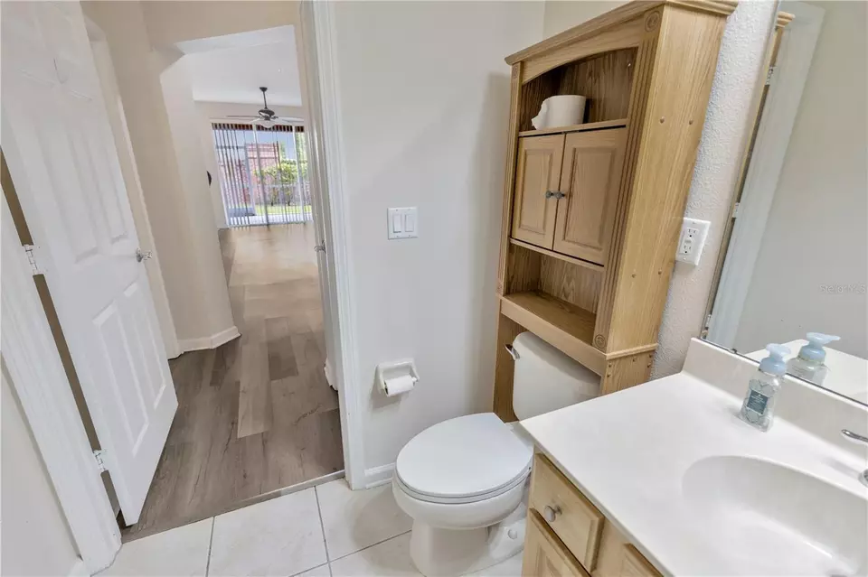 Bath - 2058 Kings Palace Dr #2058, Riverview, FL 33578 photo 5 of 5