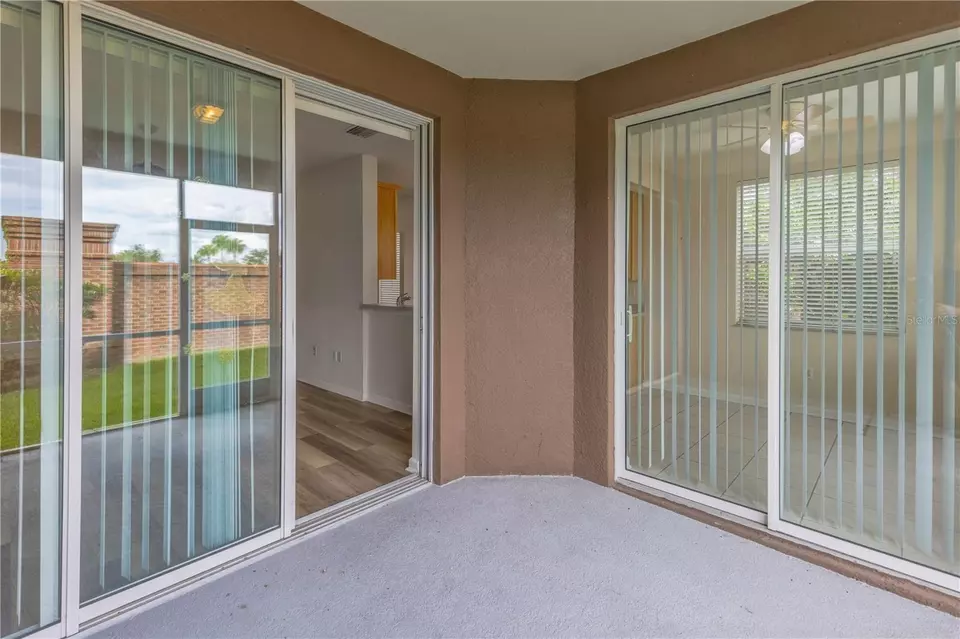 Exterior - 2058 Kings Palace Dr #2058, Riverview, FL 33578 photo 5 of 6