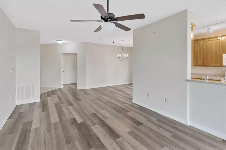 Living - 2058 Kings Palace Dr #2058, Riverview, FL 33578 photo 4 of 4