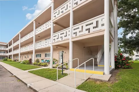 2436 Rhodesian Dr #20, Clearwater, FL 33763